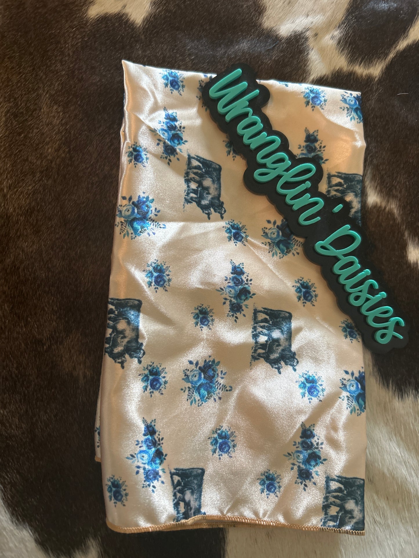 Vintage Cow Calf Mini Wildrag