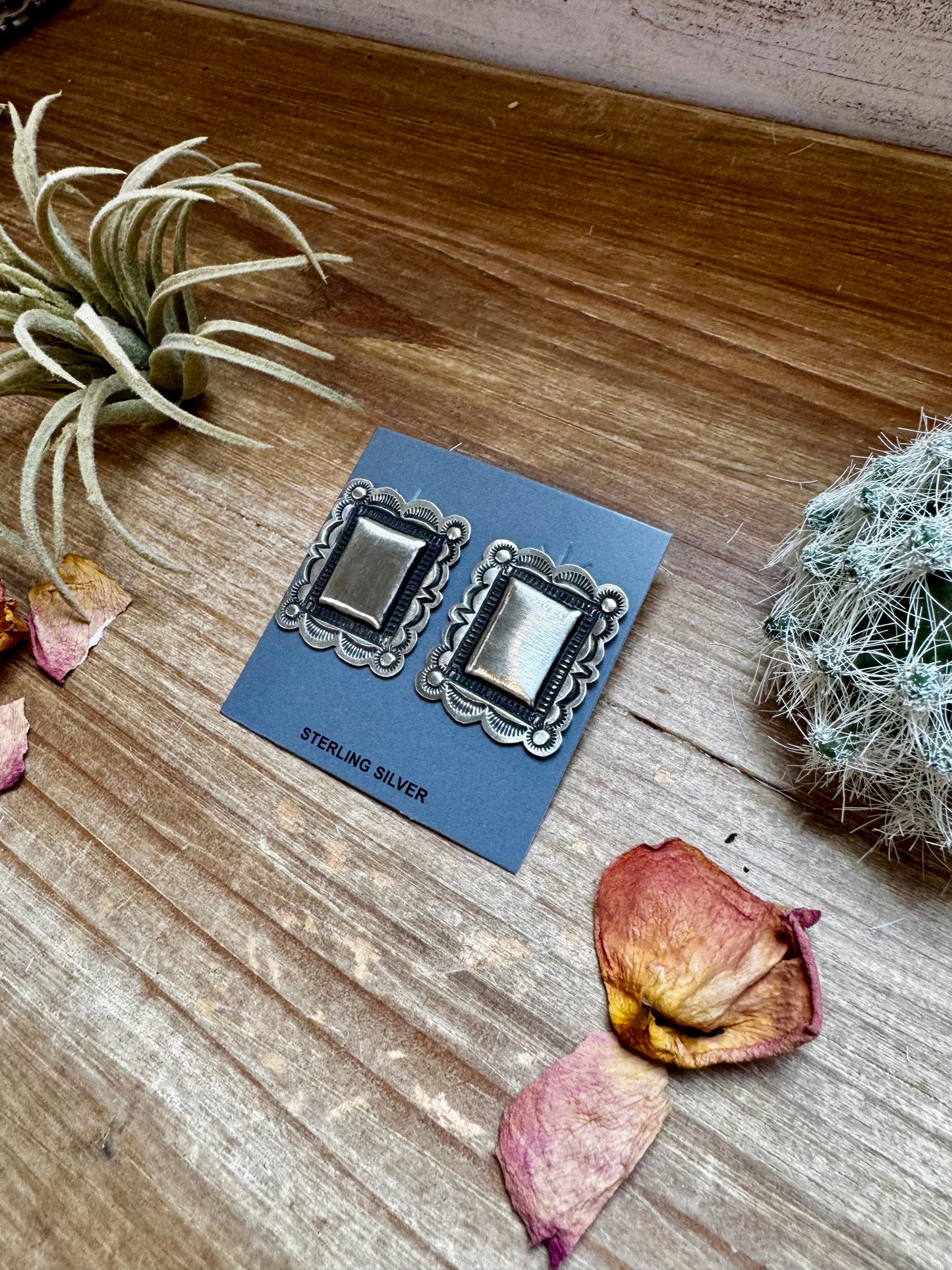 Bigger Square Sterling silver stud earrings