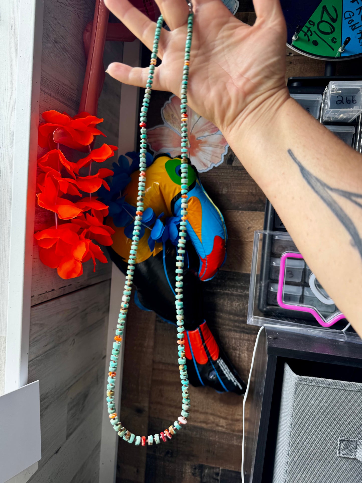 33” Graduated Turquoise & Spiny Oyster Necklace