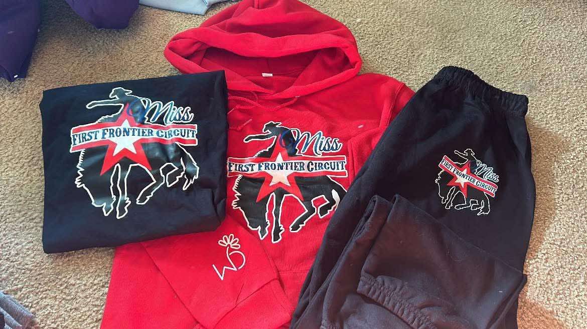 Miss First Frontier Circuit Sweatpants
