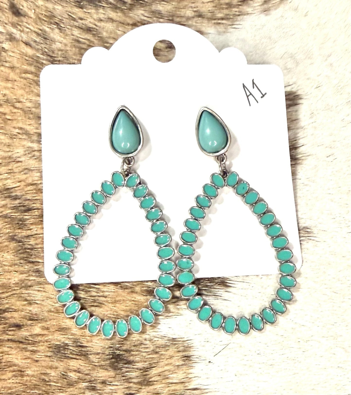 Faux Turquoise Teardrop Statement Earrings – Silver Western Cowgirl Dangle Earrings
