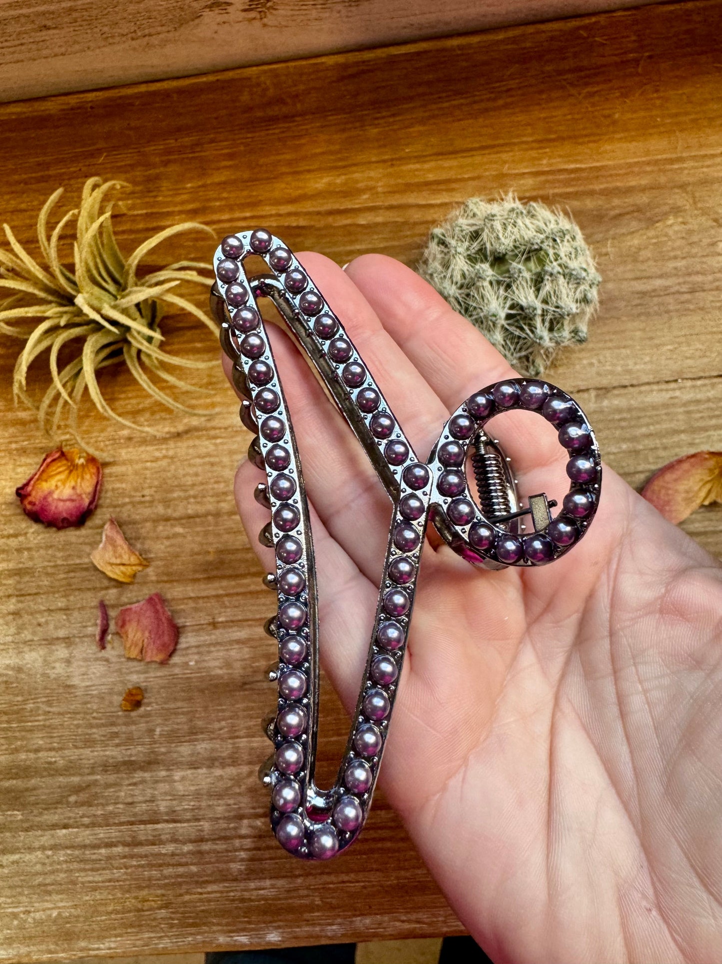 New Style - Faux pearls Hair Clips