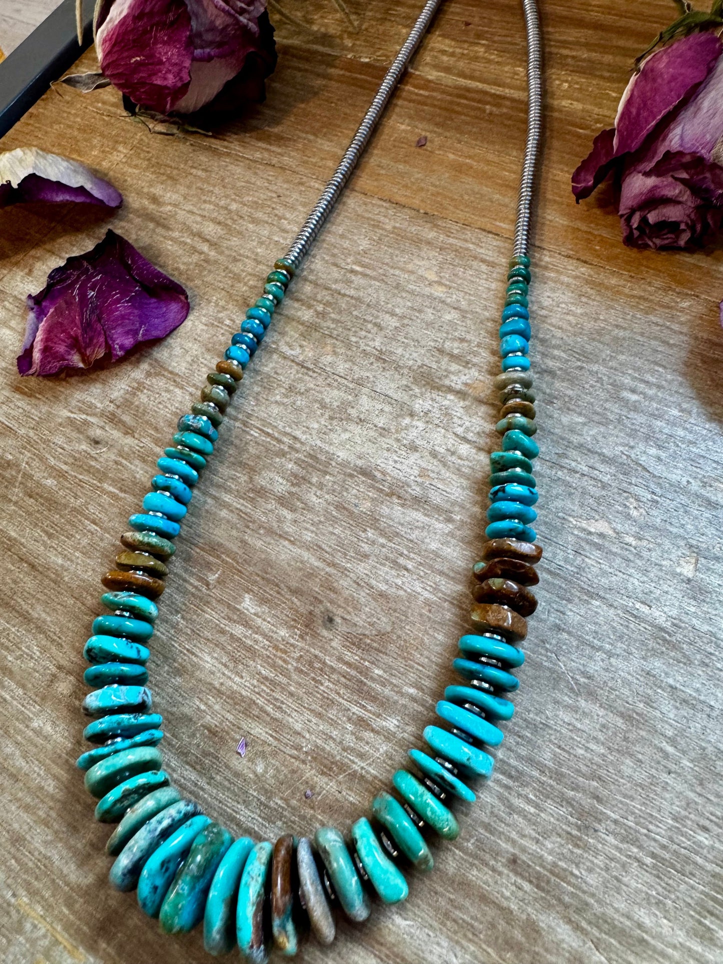Tri-Color Turquoise & Hematite Necklace – 23"