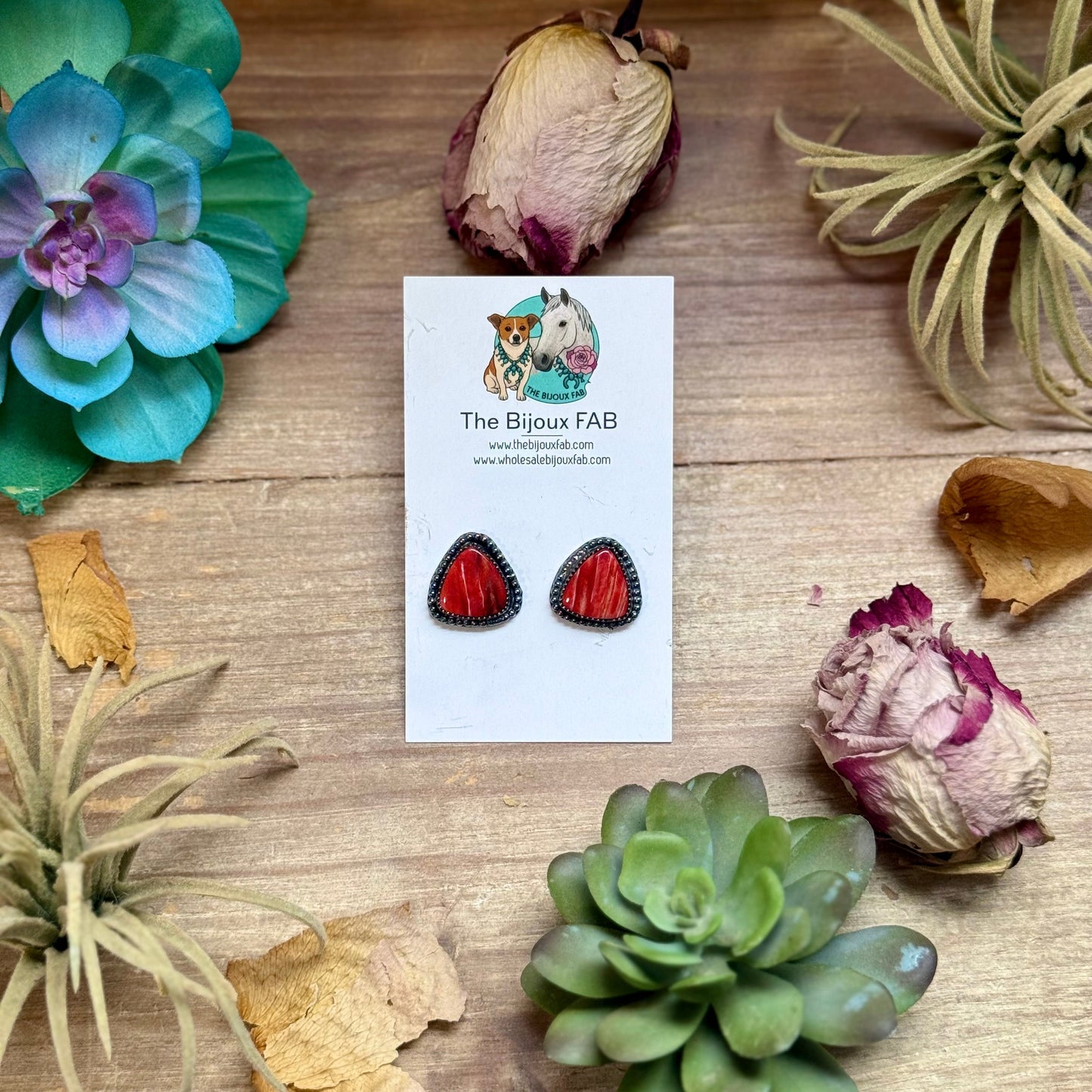 MJ Ring - Red Spiny Oyster Stud Earrings – Sterling Silver