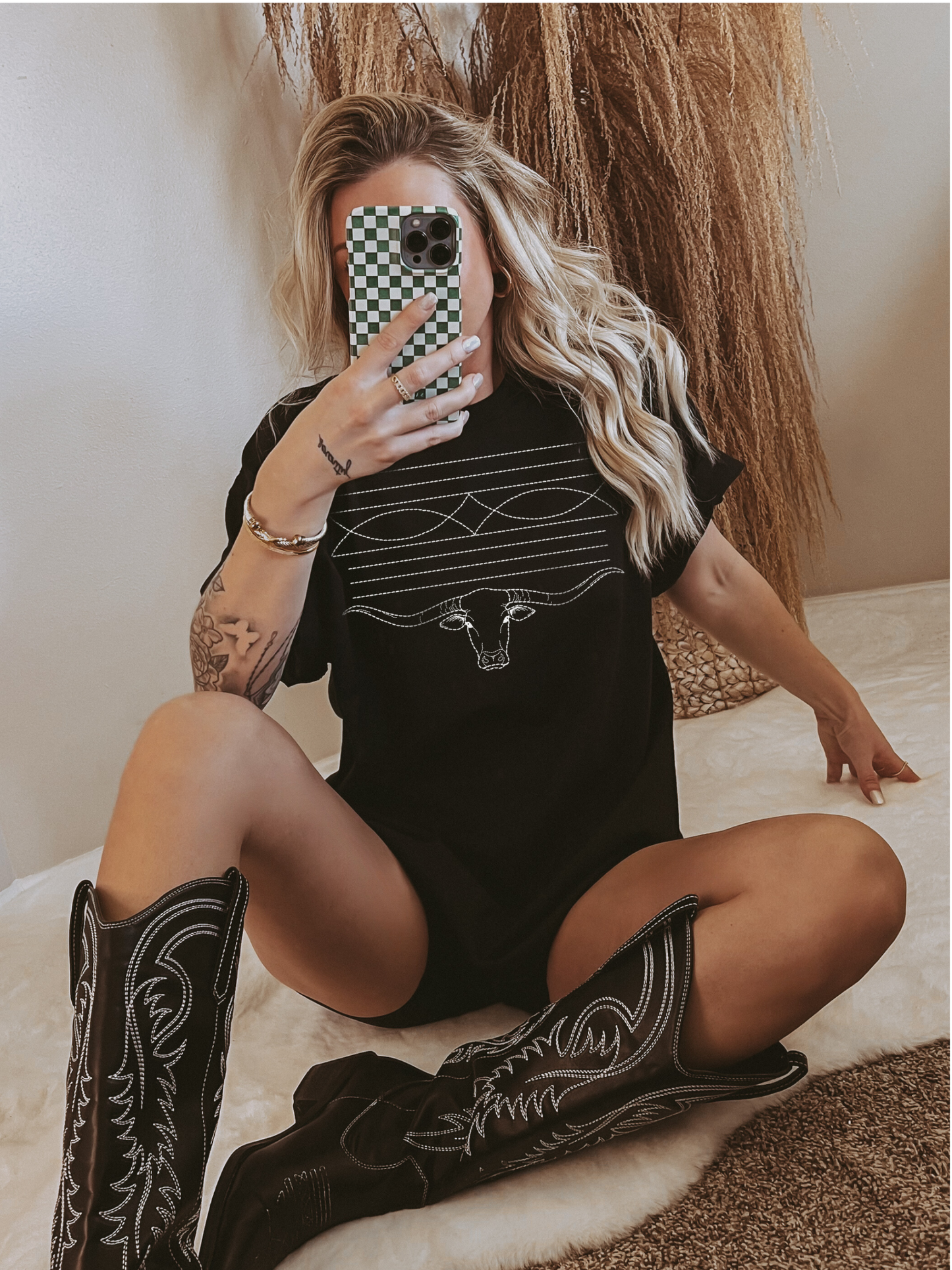 Western Longhorn Boot Stitch (DTF PRINT) Line Art Mommy & Me Kids–Adult Gildan Black Shirt – Graphic Tee, Long Sleeve & Crewneck.