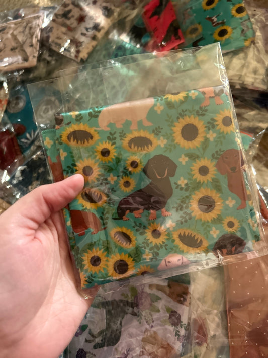 Dachshund & Sunflowers Mini Wildrag