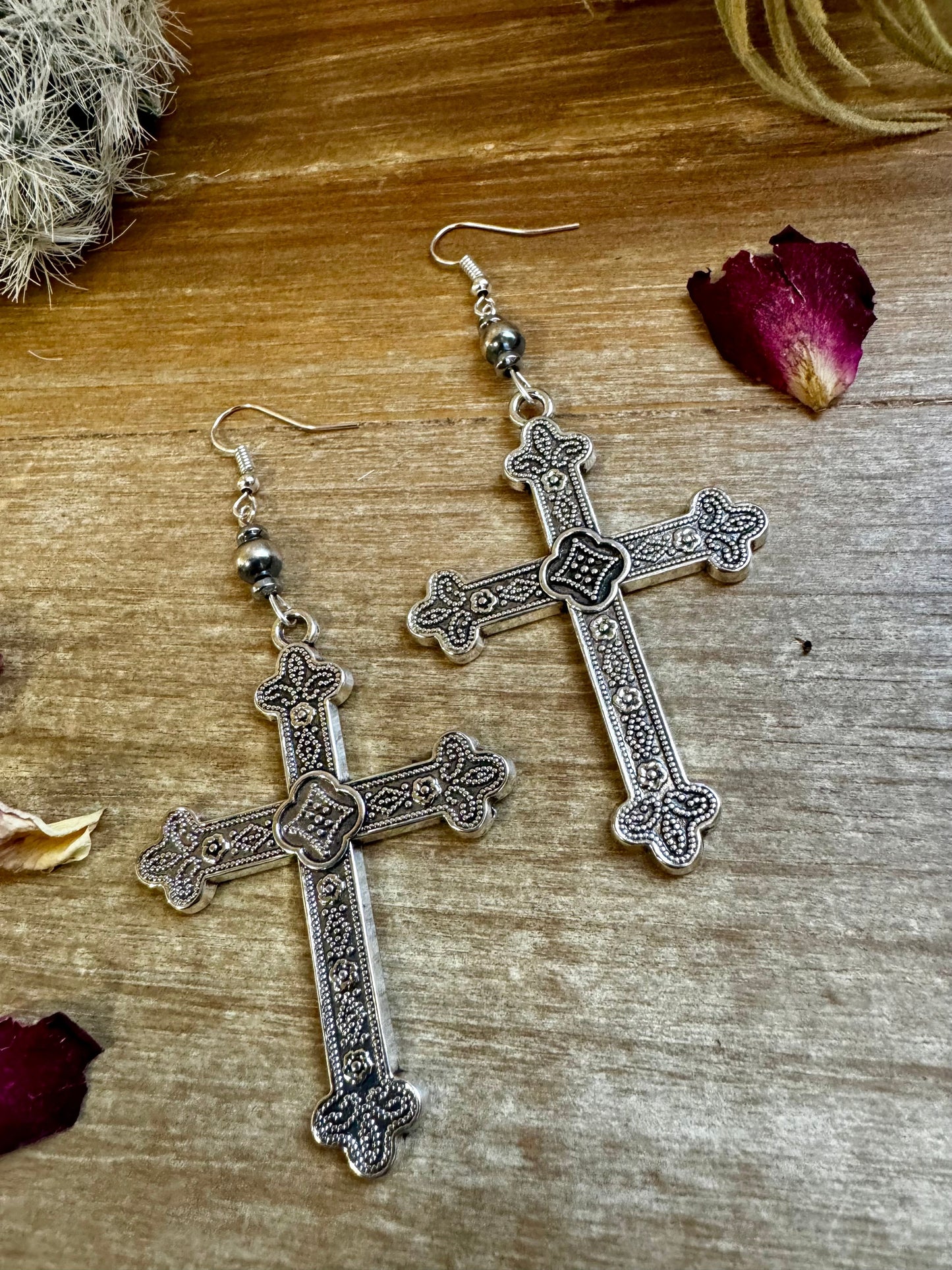 Cross earrings with 6 mm sterling silvers pearls