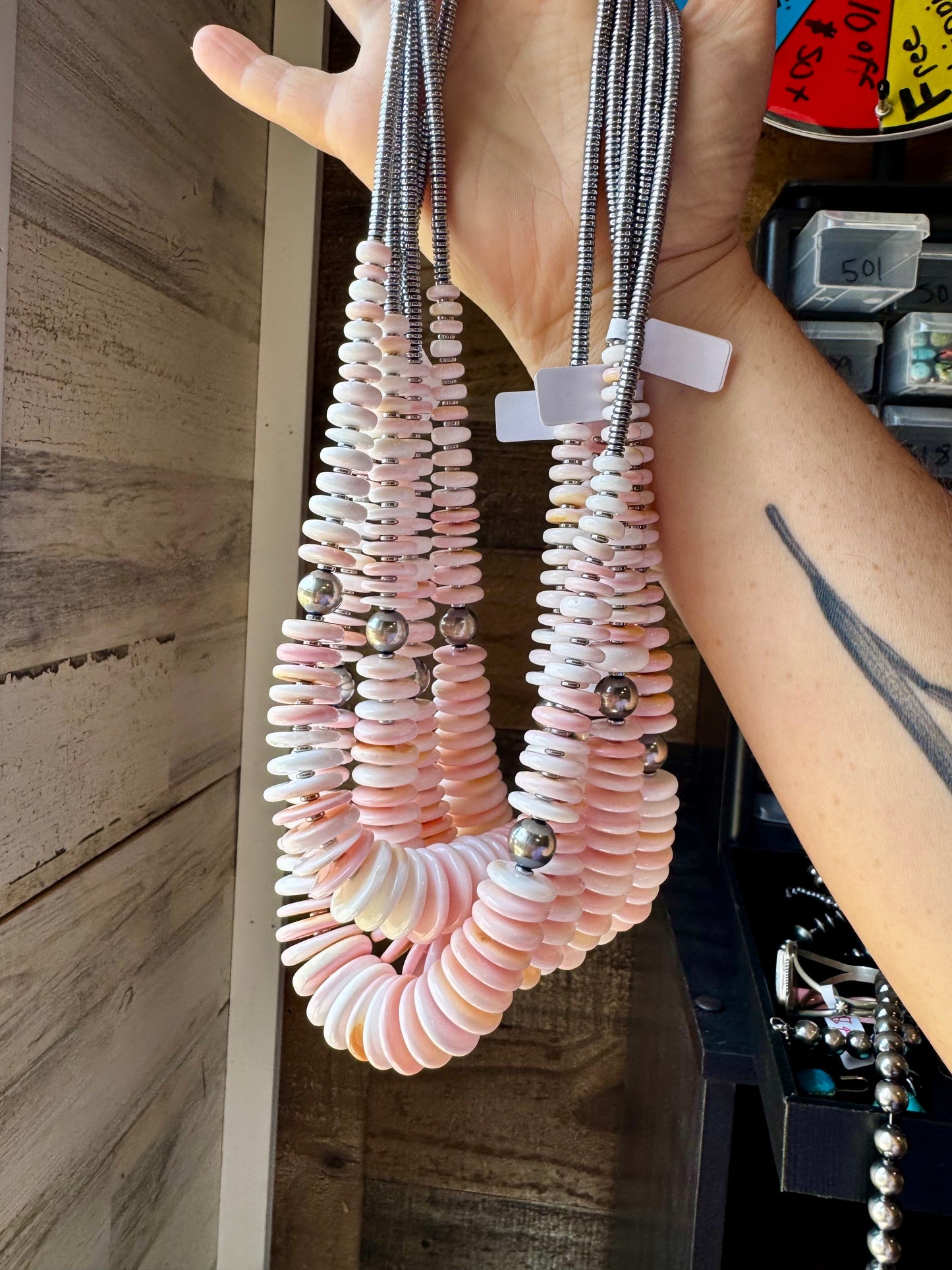 23" Pink Conch Graduated Necklace