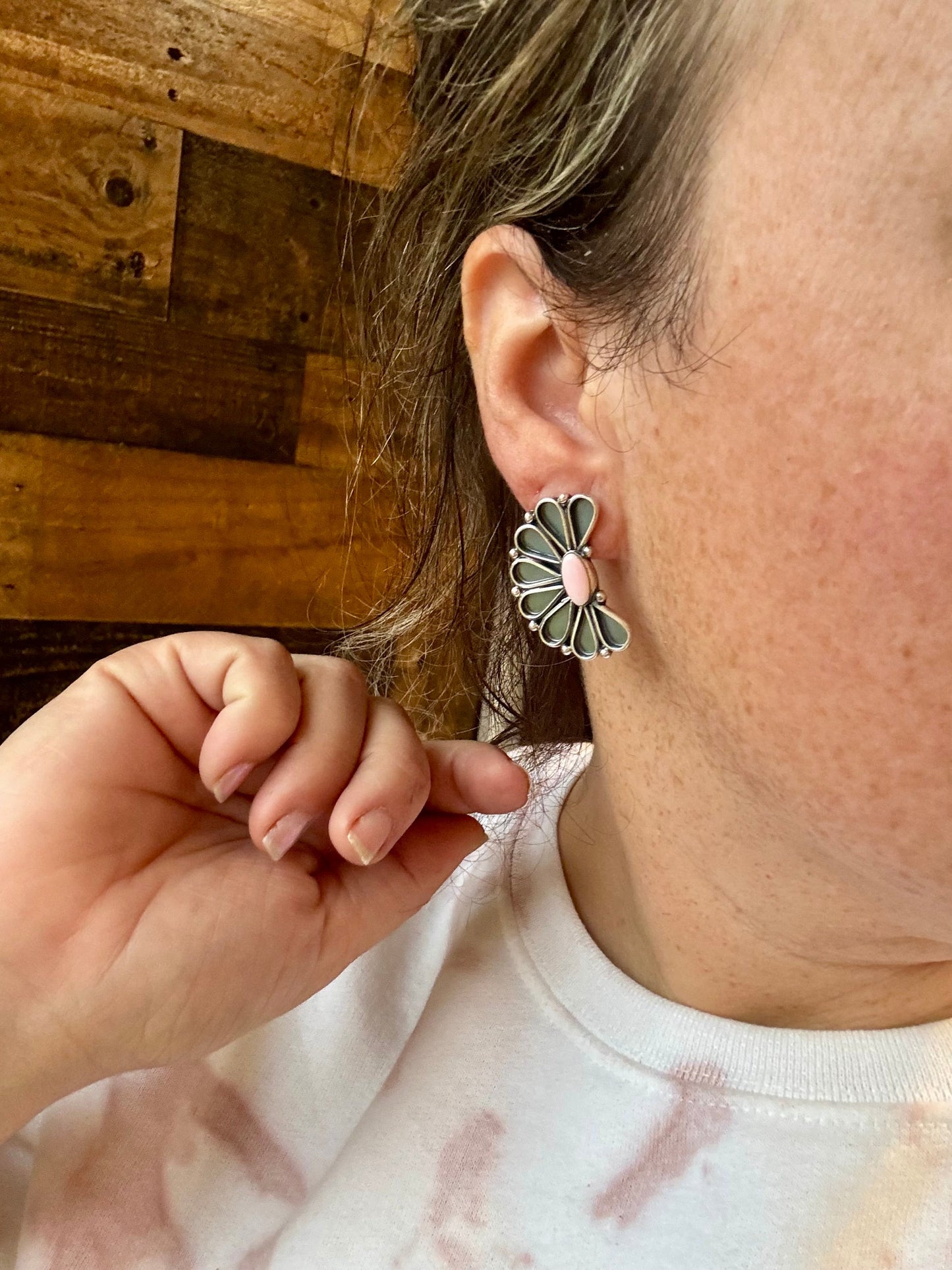 Stud Earrings Pink Conch Earrings