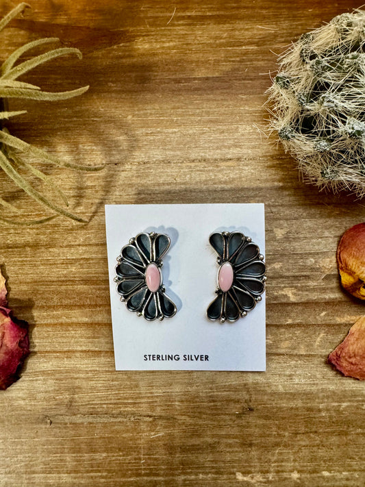 Stud Earrings Pink Conch Earrings