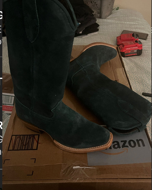 USED green Ariat Boots