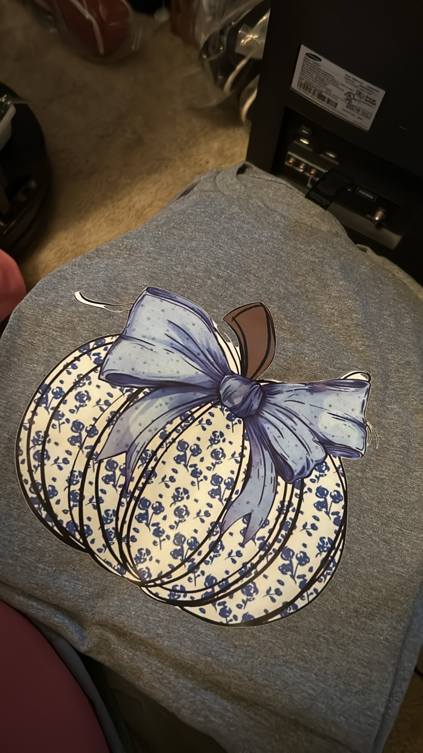 Coastal pumpkin tee