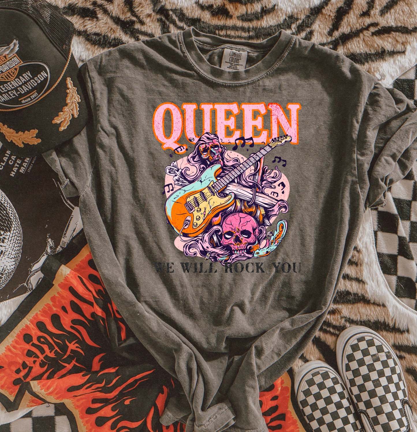 Queen tee