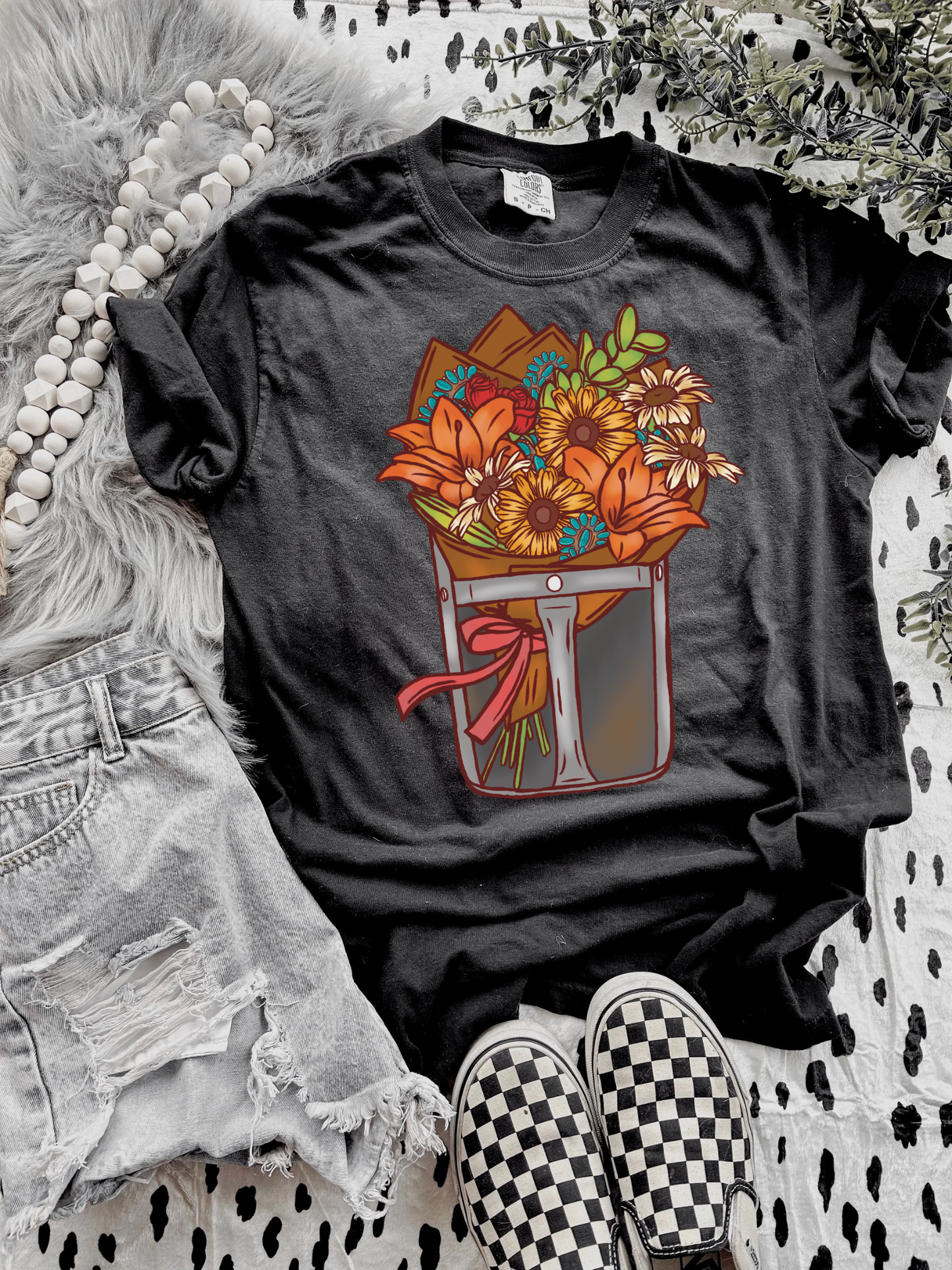 Ranch House Bouquet tee