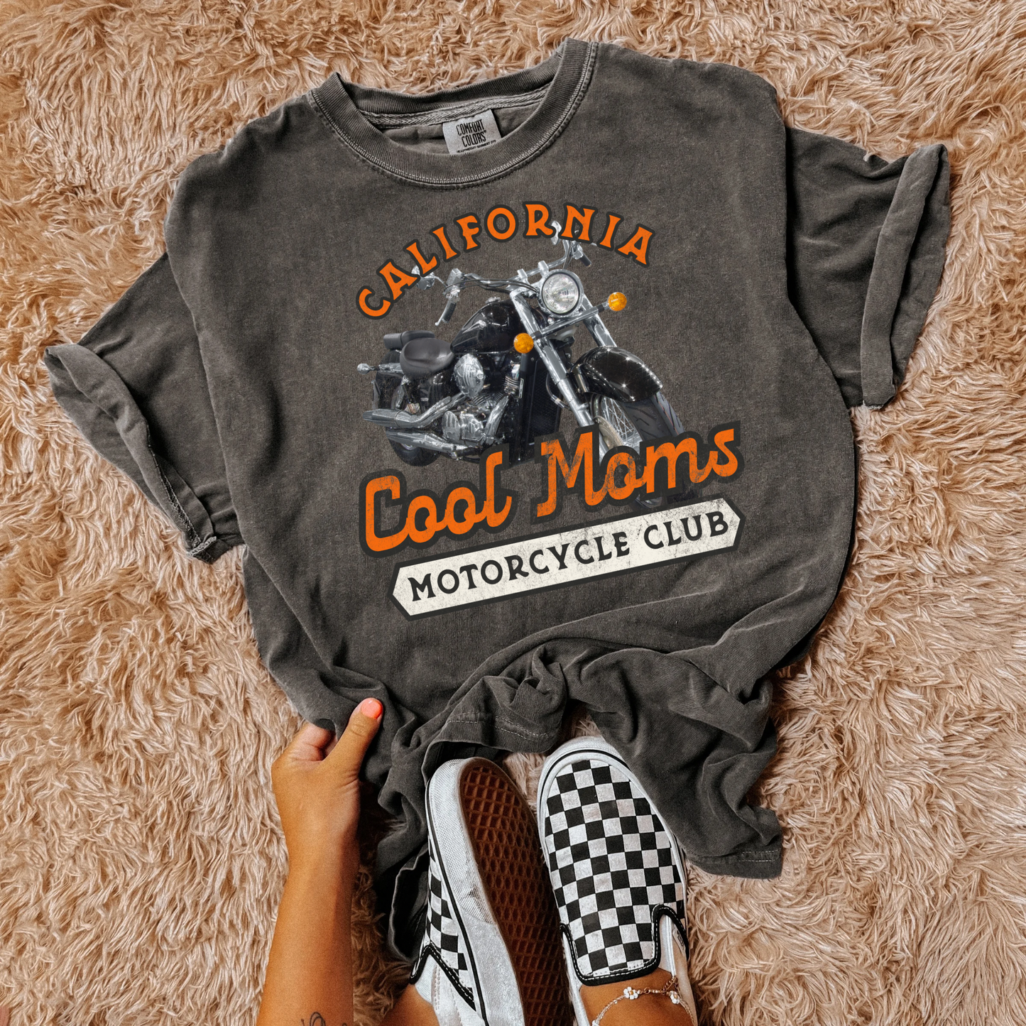 California Cool Moms Club tee