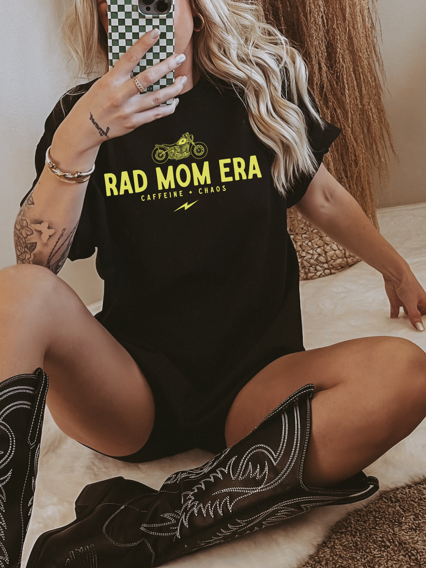 Rad Mom Era Tee